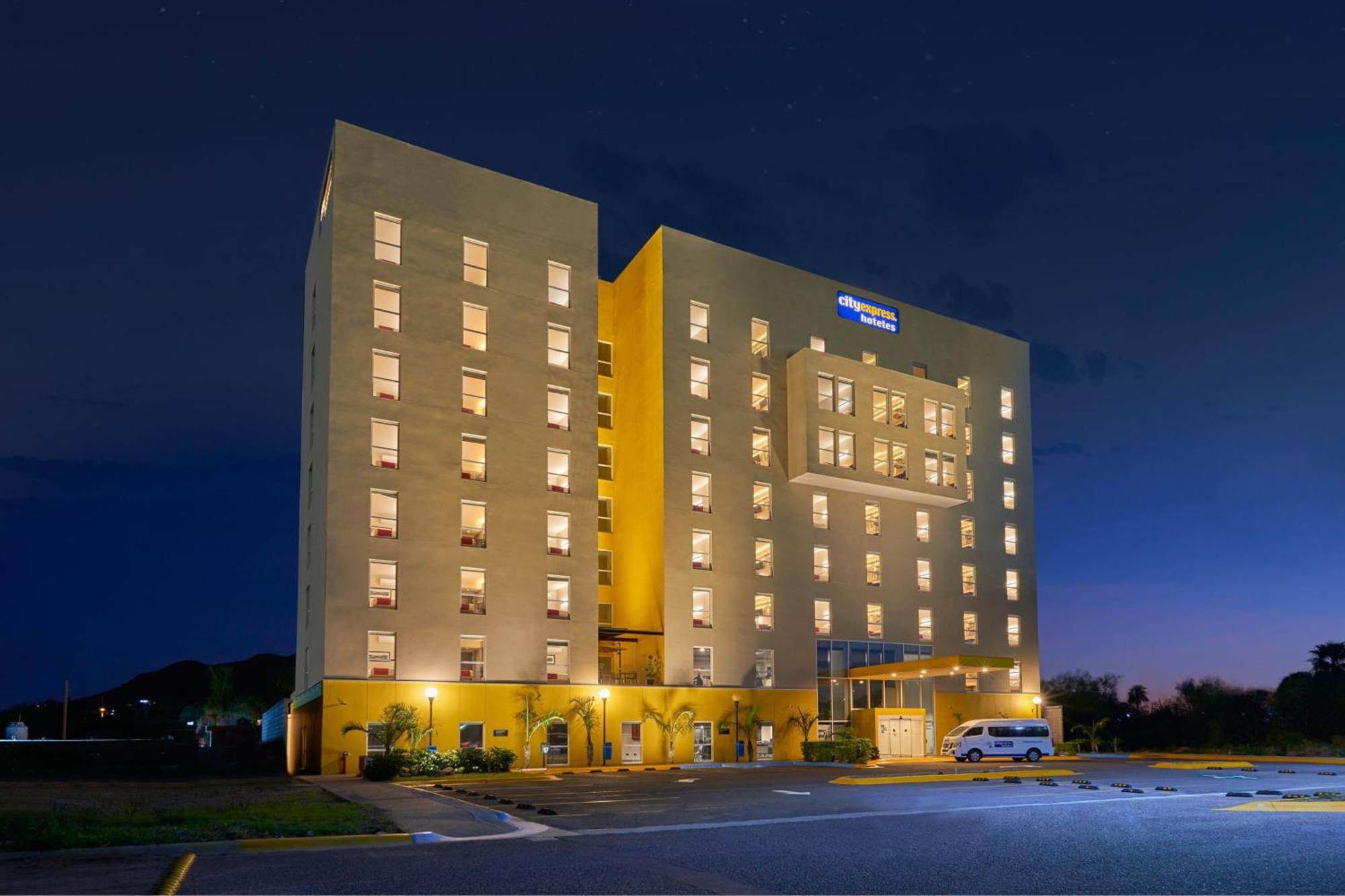 City Express By Marriott Guaymas Exteriör bild