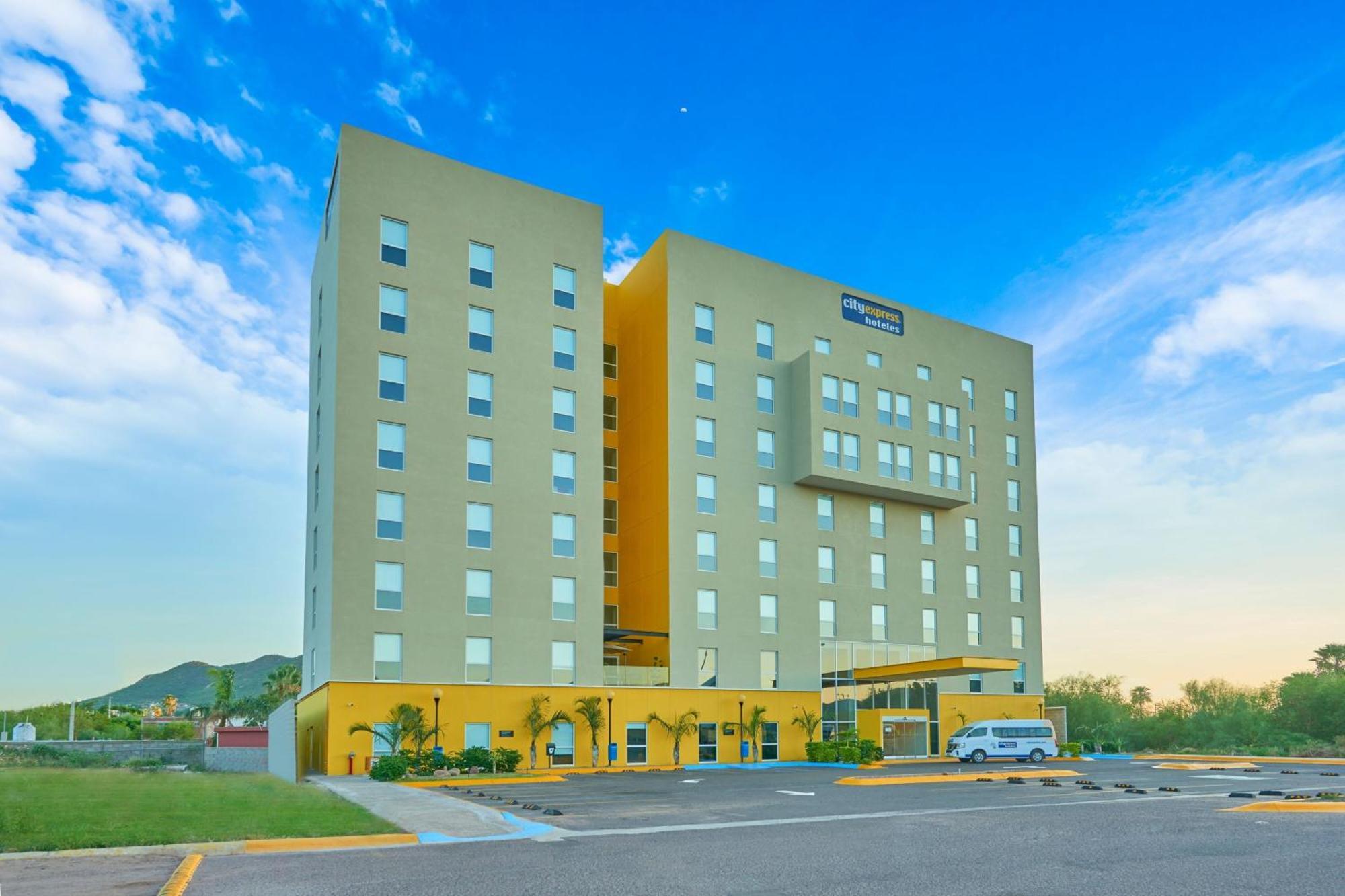 City Express By Marriott Guaymas Exteriör bild